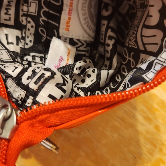 Disney Collectible Lot Mickey Mug Minnie Plush Ring Pic Holder Crossbody - Picture 10 of 12